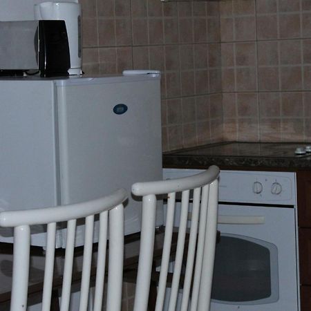 Galatia'S Court Apartment Paphos Room photo
