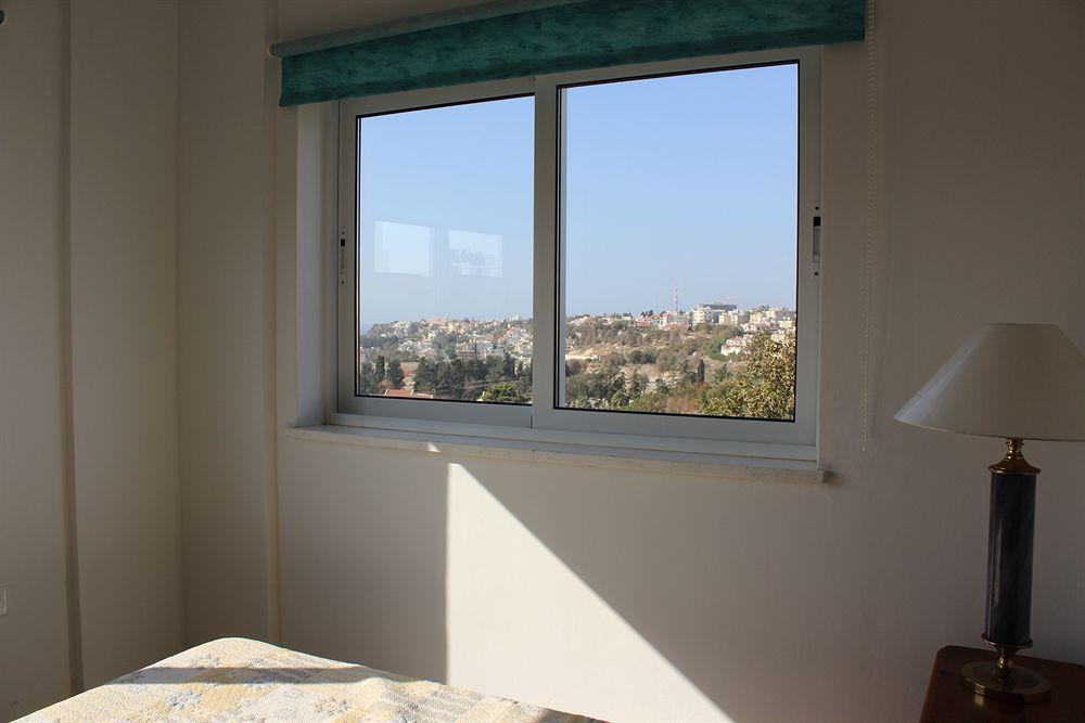 Galatia'S Court Apartment Paphos Exterior photo