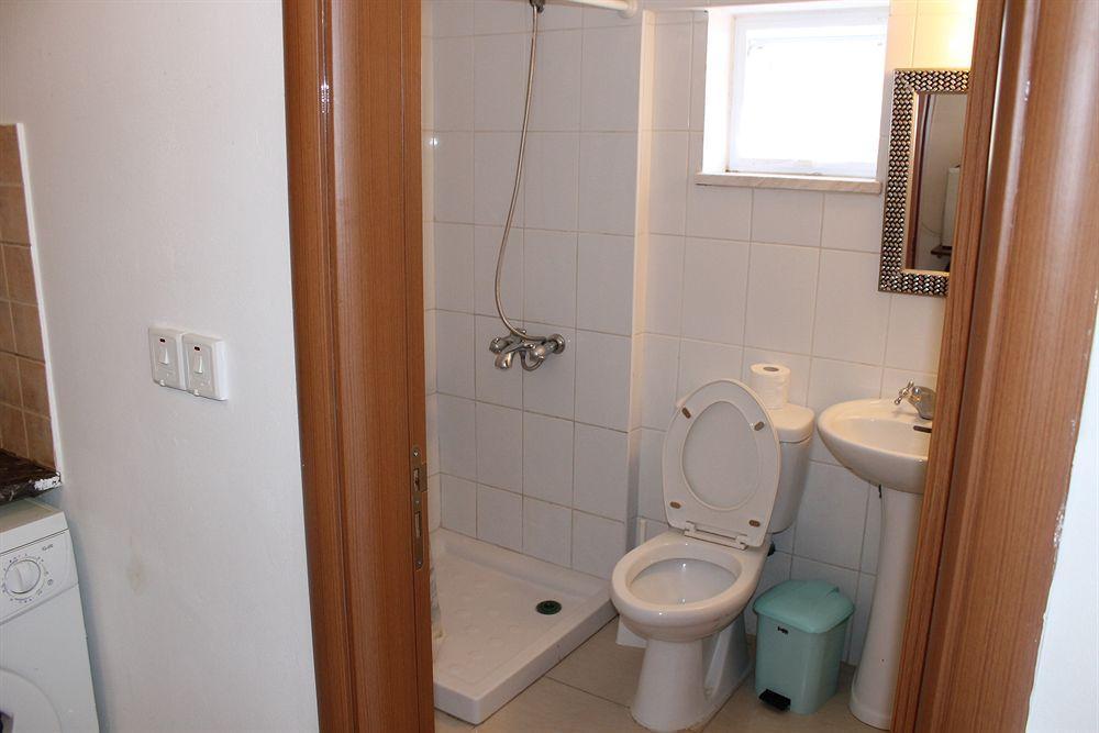 Galatia'S Court Apartment Paphos Exterior photo