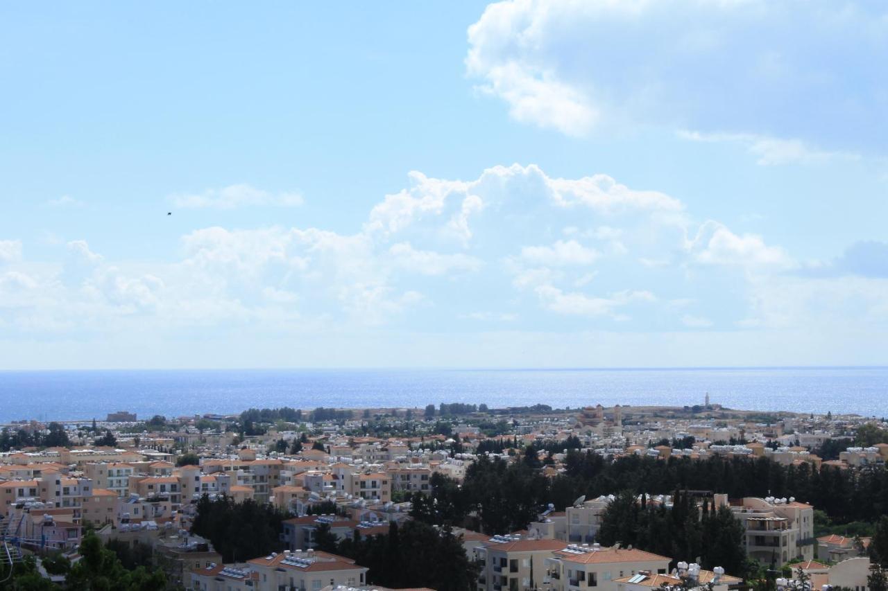 Galatia'S Court Apartment Paphos Exterior photo